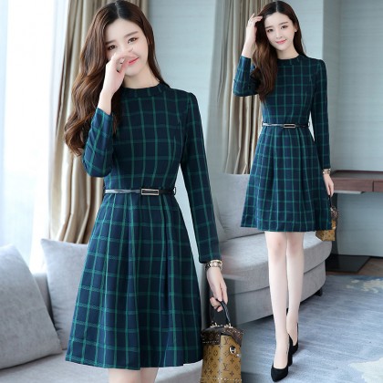 Korean Elegant Plaid Long-Sleeved Green Midi Dress 3016-30 Korean Elegant Plaid Long-Sleeved Green Midi Dress 3016-30