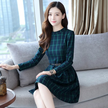 Korean Elegant Plaid Long-Sleeved Green Midi Dress 3016-30 Korean Elegant Plaid Long-Sleeved Green Midi Dress 3016-30
