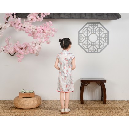 Hangzhou Children White Faux Silk Qipao 15002-01 Hangzhou Children White Faux Silk Qipao 15002-01