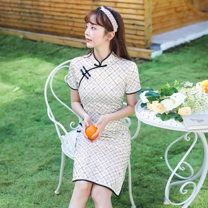 Suzhou Elegant Lace Midi Cheongsam 1202-01 蘇州優雅蕾絲中旗袍 Suzhou Elegant Lace Midi Cheongsam 1202-01 蘇州優雅蕾絲中旗袍