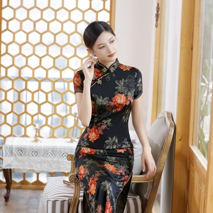 Polyester Satin Elegant Black Vintage Maxi Cheongsam 1040-99 Polyester Satin Elegant Black Vintage Maxi Cheongsam 1040-99
