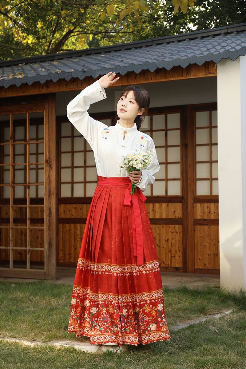 Spring Blossoms Hanfu Red Maxi Skirt Set