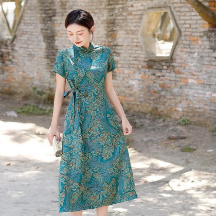 Hangzhou Vintage Faux Silk Green Cheongsam Dress 3045-50 Hangzhou Vintage Faux Silk Green Cheongsam Dress 3045-50