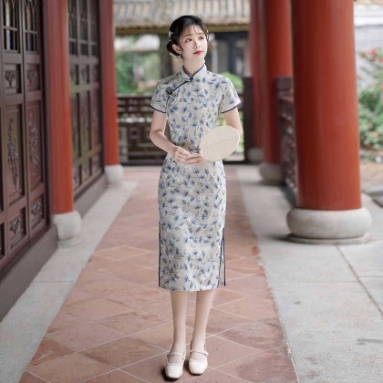 Hangzhou Sweet Lace Blue Midi Cheongsam 1207-70 Hangzhou Sweet Lace Blue Midi Cheongsam 1207-70