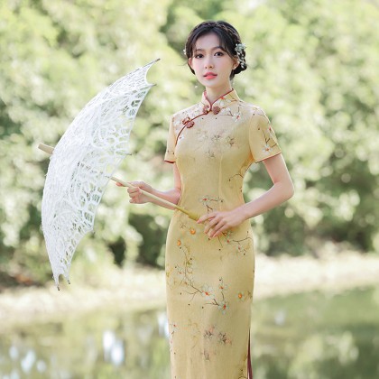 Suzhou Elegant Doris Silk Apricot Midi cheongsam 1056-18 Suzhou Elegant Doris Silk Apricot Midi cheongsam 1056-18